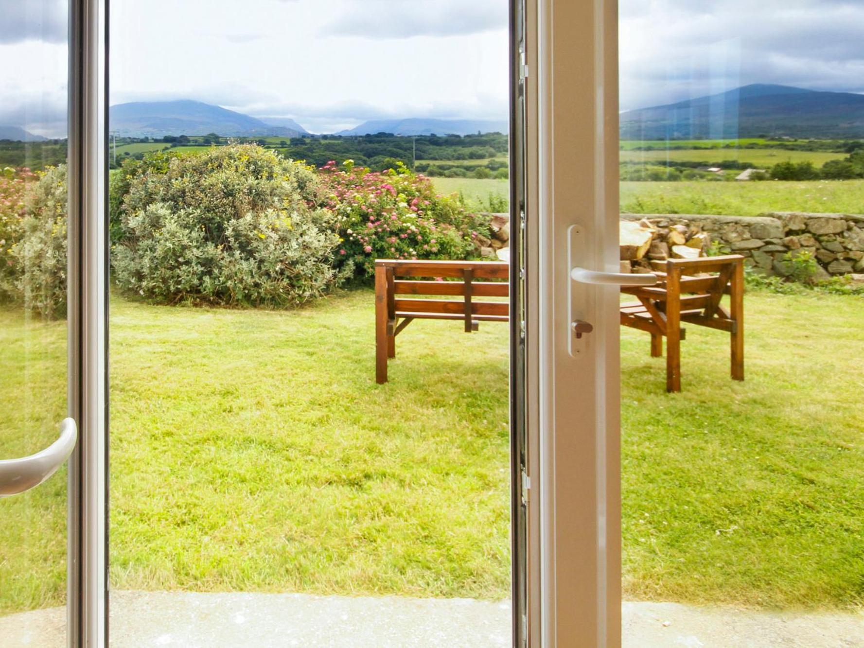 Coed Bolyn Lodge スランザイニオレン エクステリア 写真